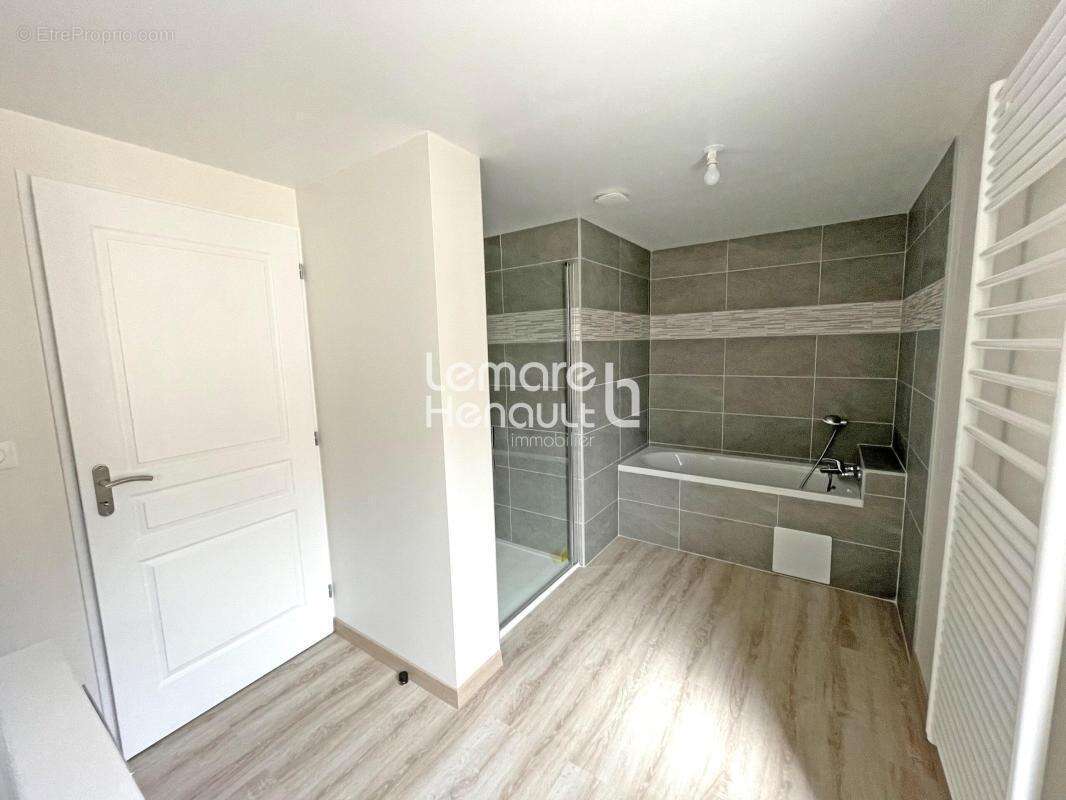 Immeuble locatif de 3 appartements 182 m² - photo 6