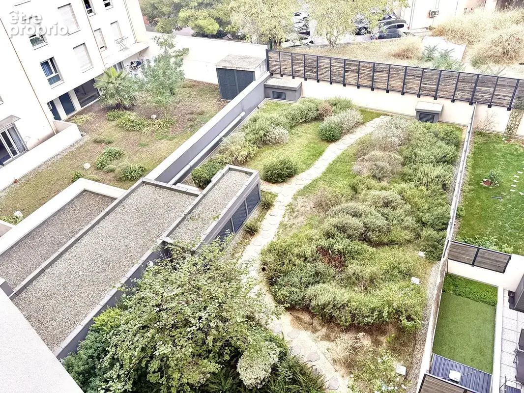 T3 60m2 + Terrasse 11m2 + Garage 13005 Marseille - photo 13