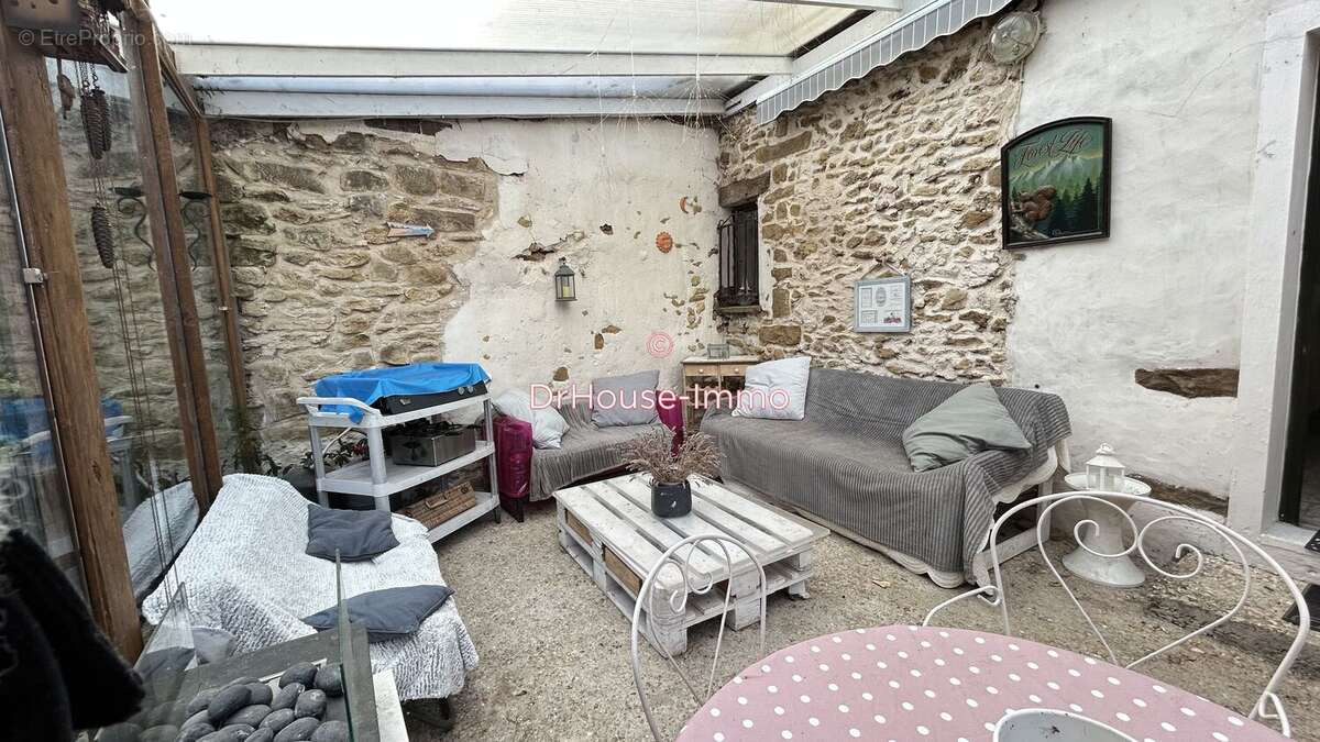 Maison à LA CHAPELLE-GAUTHIER