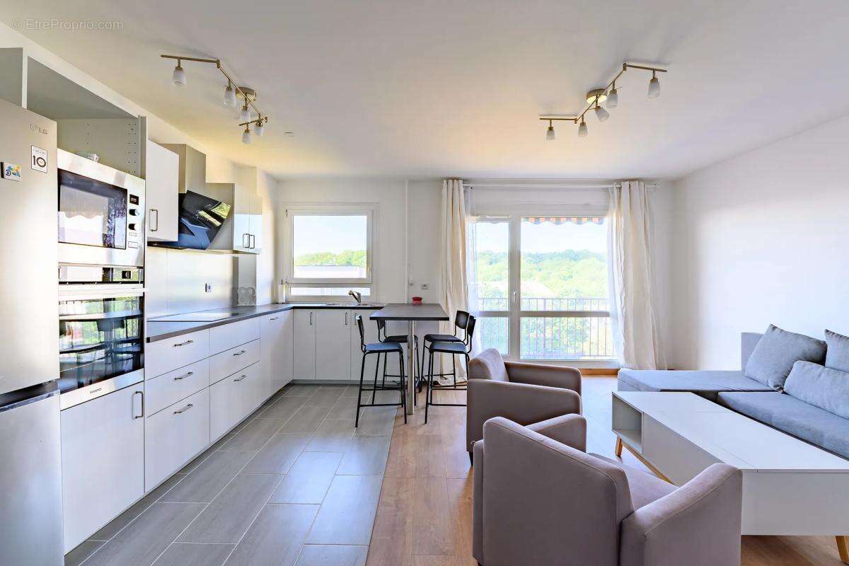 Appartement à ROSNY-SOUS-BOIS