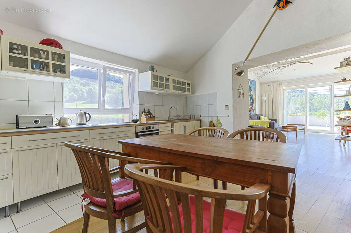 Maison à ROQUEREDONDE