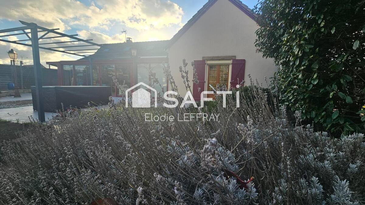 Photo 1 - Maison à CHANGE