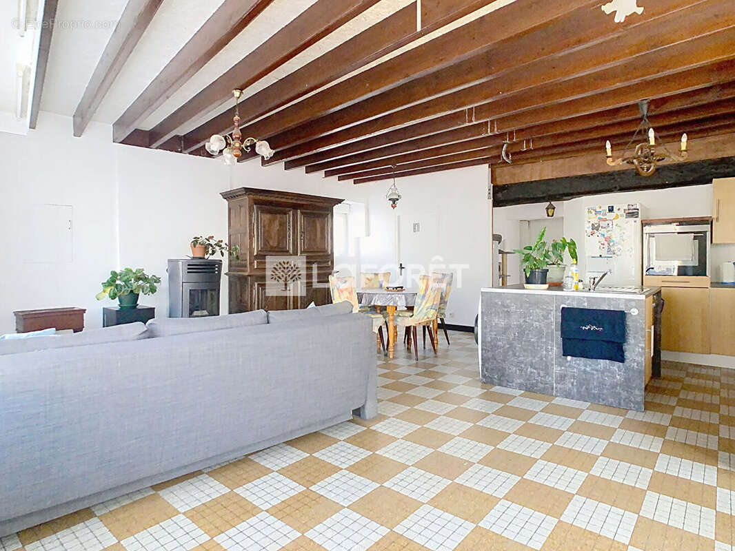 Maison Mohon 5 pièce(s) 147 m2 - photo 2