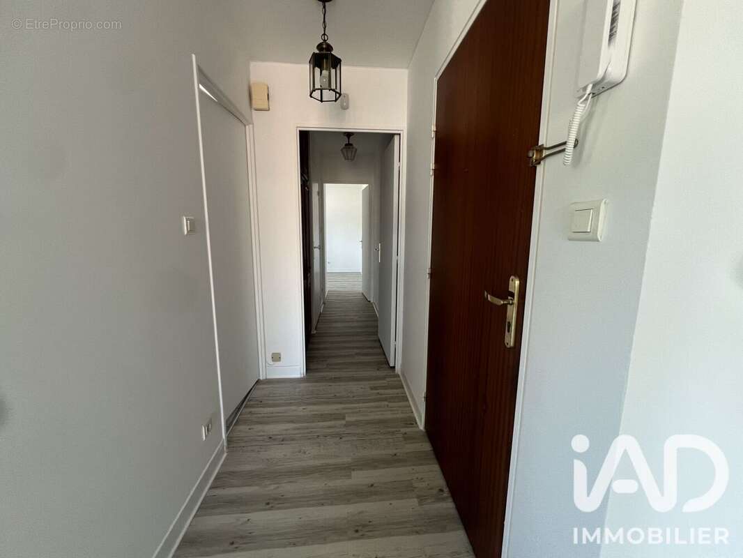Appartement 51 m² à Lens  - photo 5