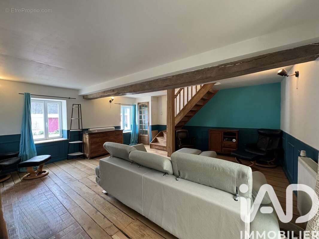 Maison 248 m² à Bournand  - photo 7
