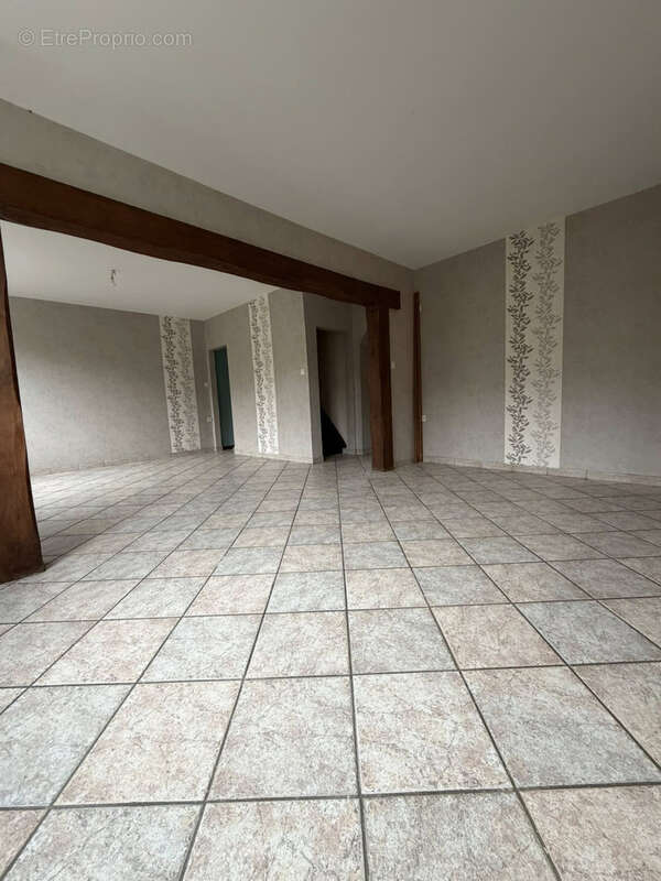 Maison à CAMBLAIN-CHATELAIN