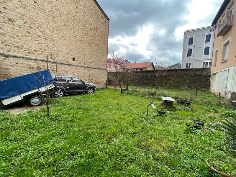 Appartement à DECAZEVILLE