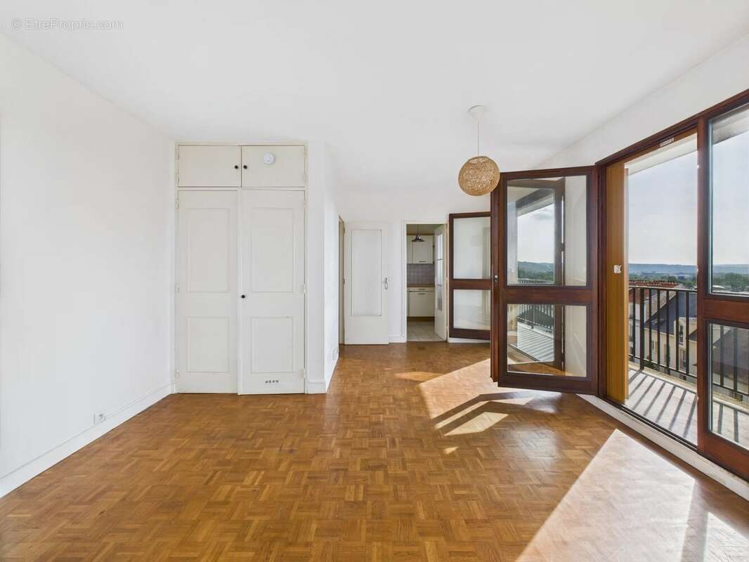 Appartement à RUEIL-MALMAISON