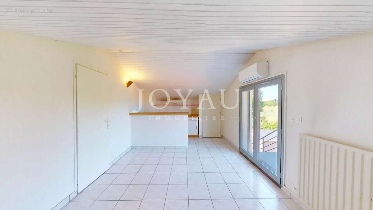 Commerce à TOURNEFEUILLE