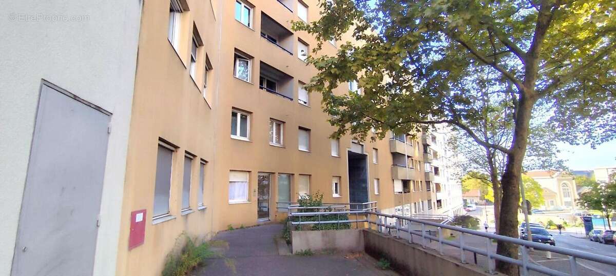 Appartement à CALUIRE-ET-CUIRE