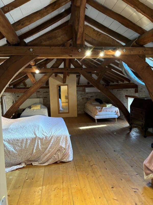 Maison à SAINT-VITE