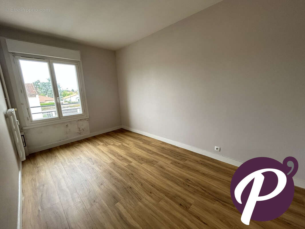 Appartement 75 m² à Bergerac  - photo 6