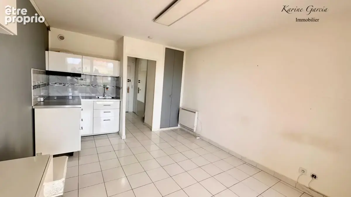 Bandol - proximite centre ville et commerces - studio 24 m² - parking privatif - photo 6