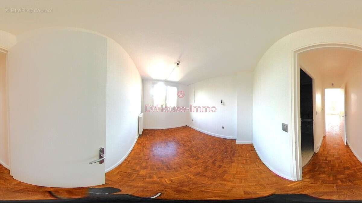 Appartement à BONDY