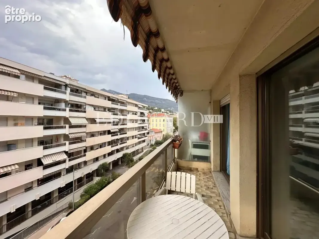 En exclusivité studio avec balcon, au quatrième étage d'un immeuble de standing avec conciergerie - photo 11