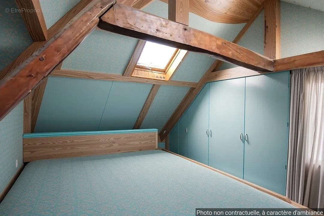 Maison à VILLENEUVE-LES-SABLONS