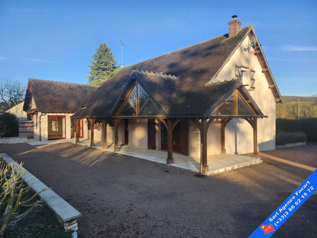 Maison à PRECY-SUR-VRIN