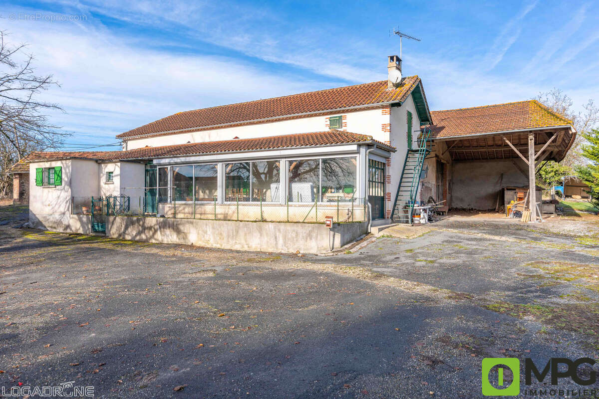 Maison à LA SAUVETAT-SUR-LEDE