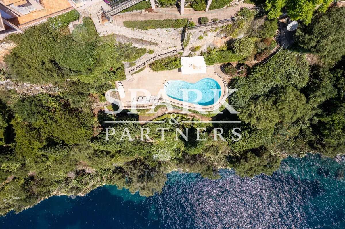 Appartement à CAP-D'AIL