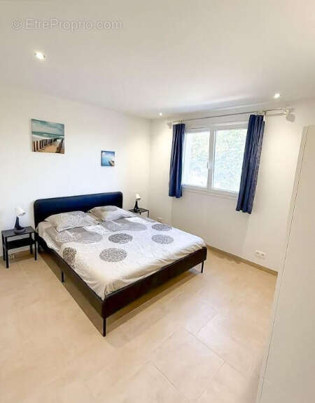 Appartement à BORMES-LES-MIMOSAS