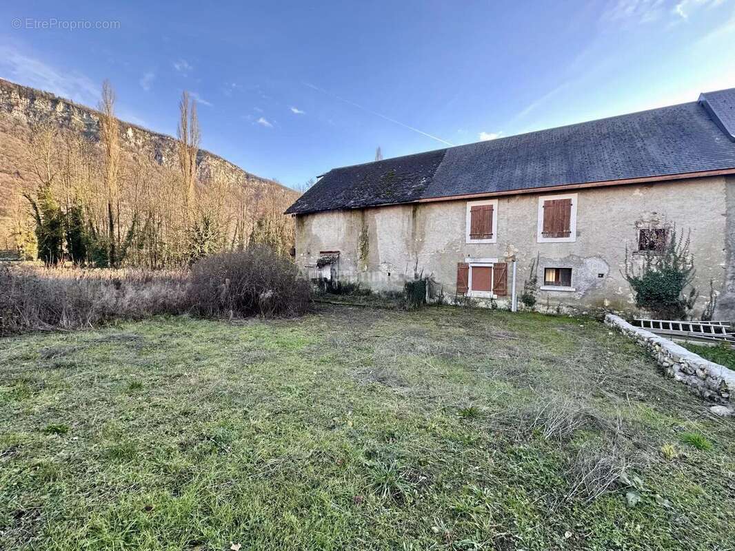 Maison à MERY