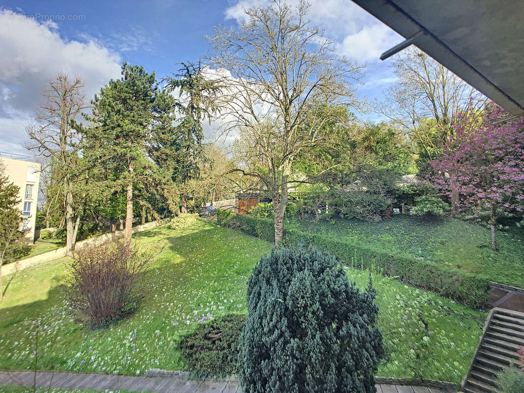 Appartement à BOUGIVAL