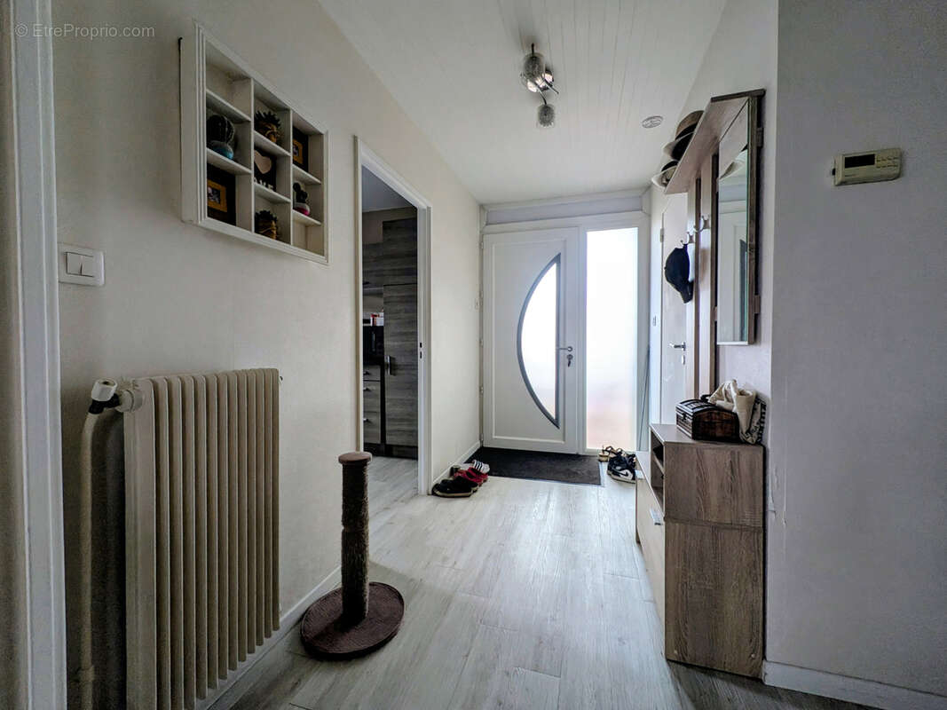 Maison à JARVILLE-LA-MALGRANGE