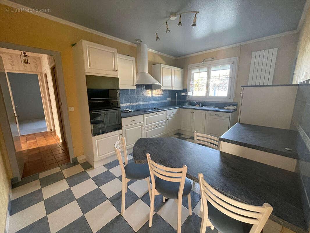 Maison à BUXEROLLES