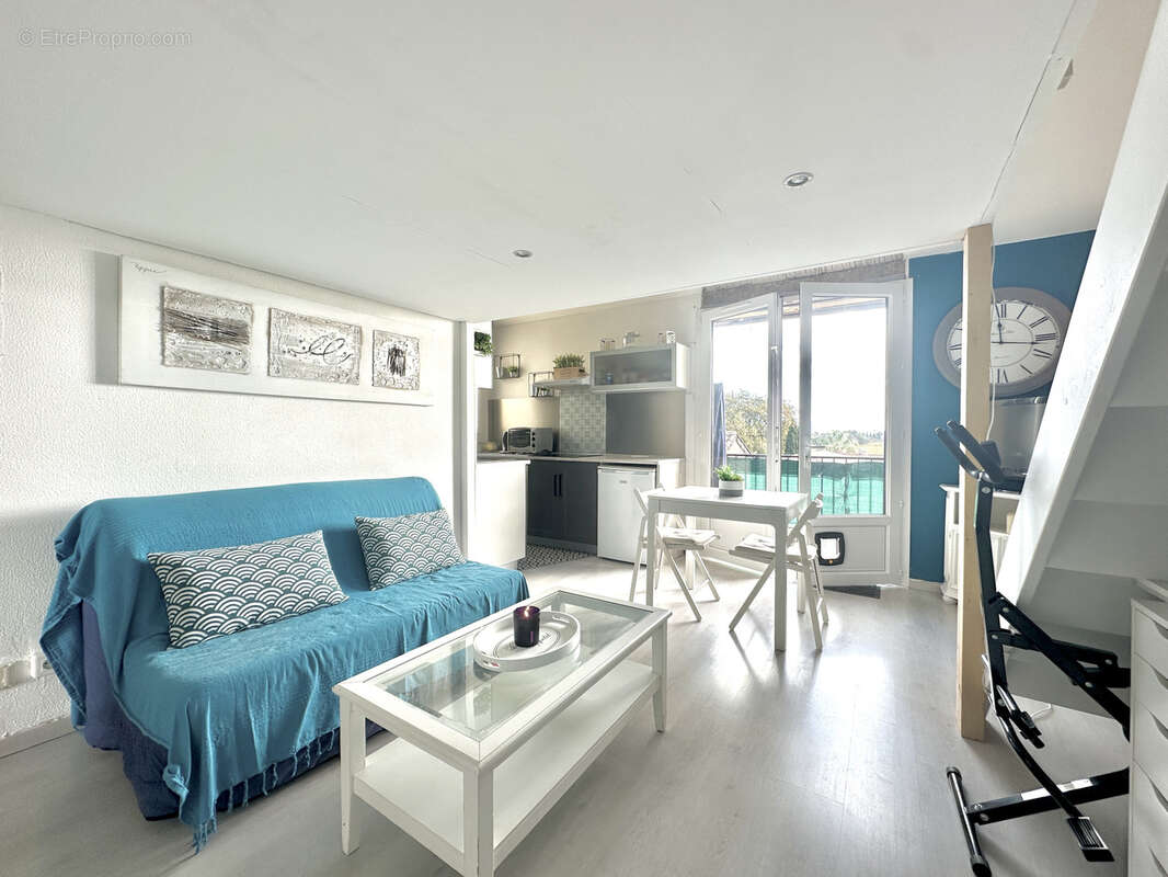 Appartement à HYERES