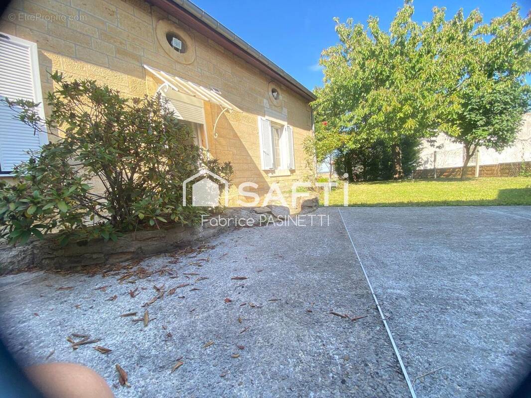 Photo 1 - Maison à ETON