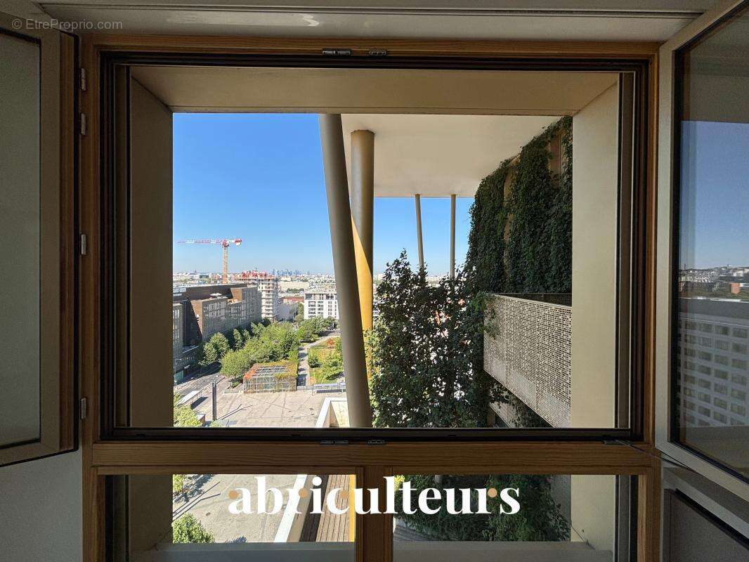 Appartement de caractère de 119 m² avec balcon et terrasse dans un Immeuble d’architecte à la vente à Aubervilliers (93300) - photo 8