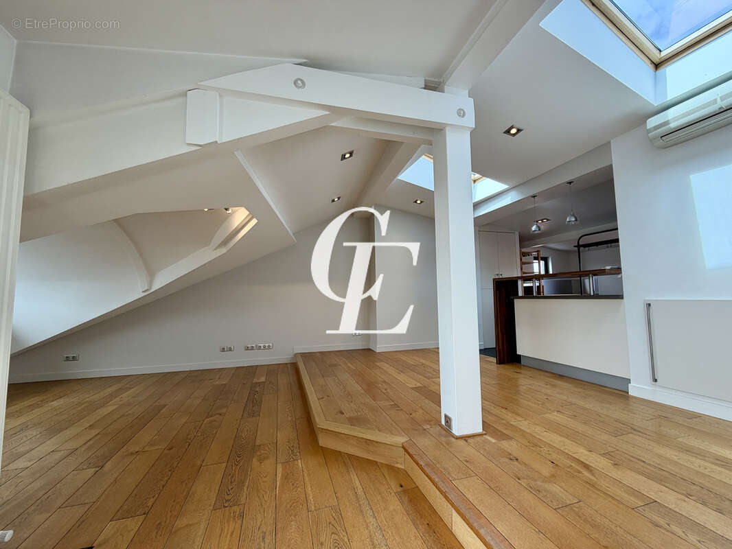 Appartement à SAINT-ETIENNE