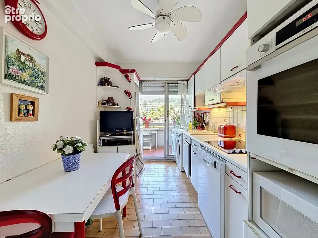 Vente NUE PROPRIETE - Nice / Gorbella - 4 Pièces - Terrasses - Vue Verdure - photo 8