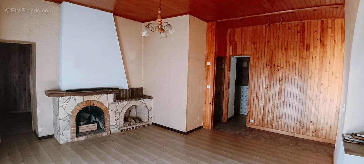 Maison à PREIGNAC