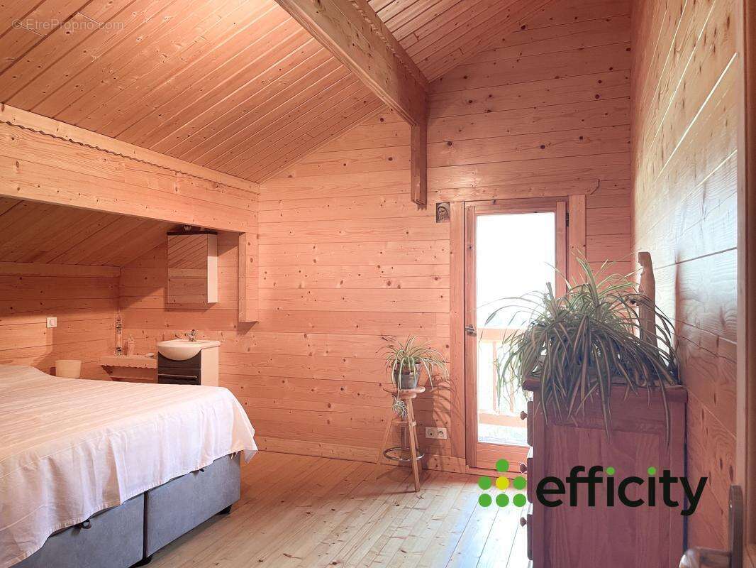 Maison 180 m² à Beaufort  - photo 8