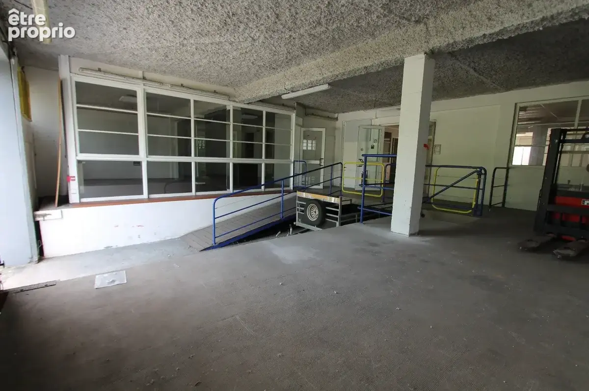 local commercial de 550 m2 avec 500 m2 de cour BOULOGNE SUR MER - photo 13
