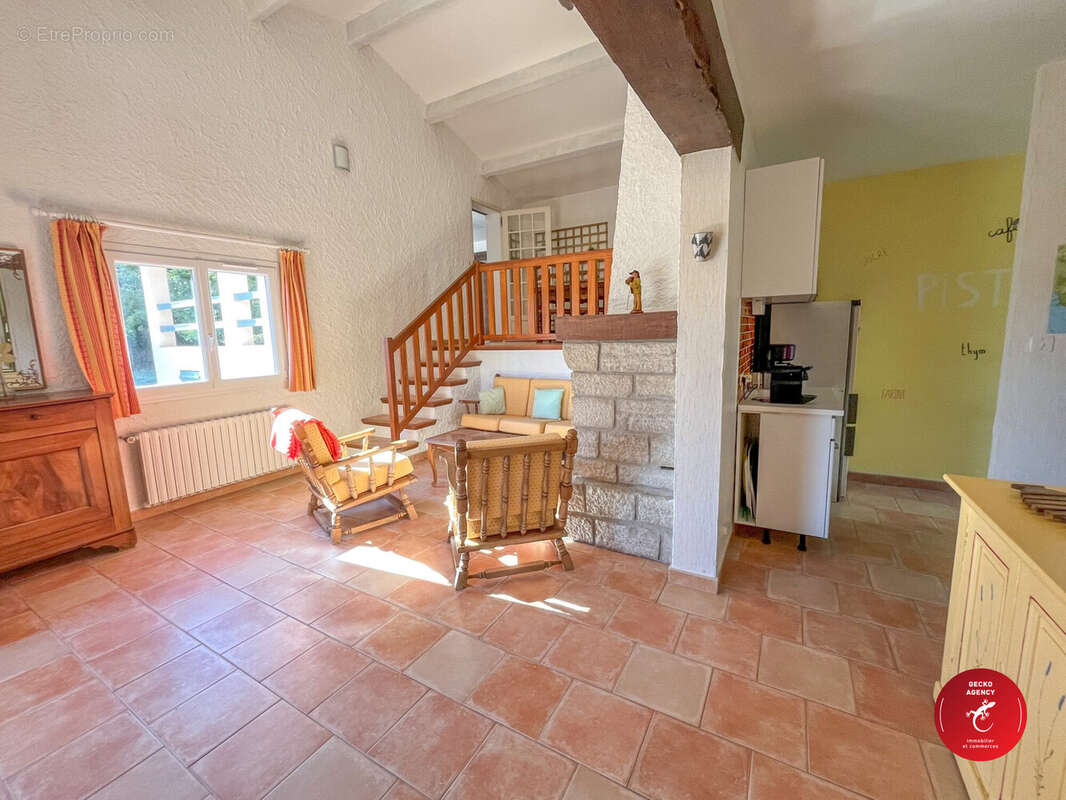 Maison à FIGANIERES