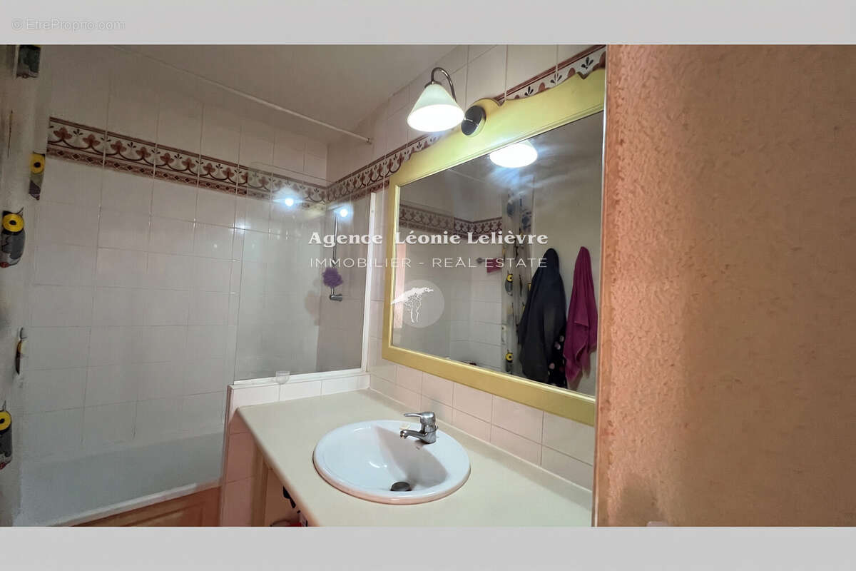 Appartement à LES ISSAMBRES