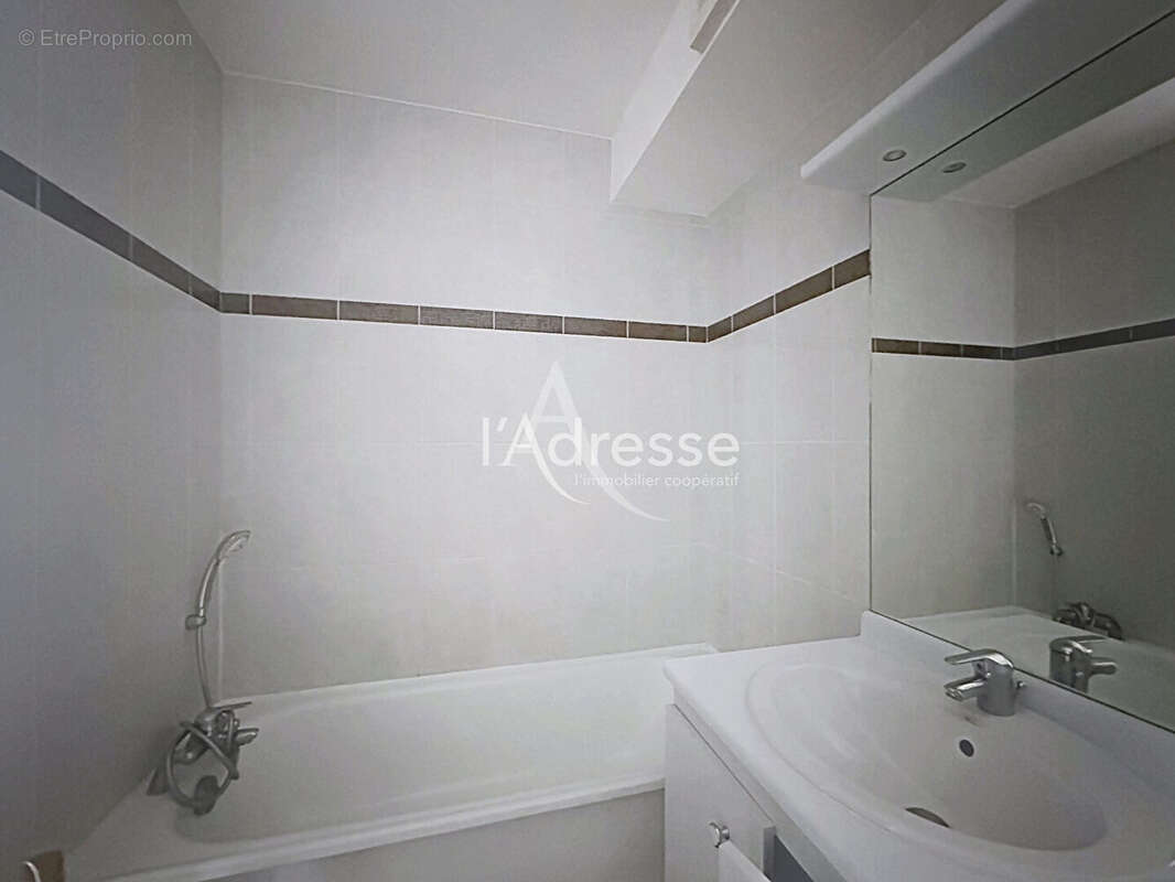 Appartement Chelles 2 pièce(s) 43 m2 Rooftop sur Chelles ! - photo 5