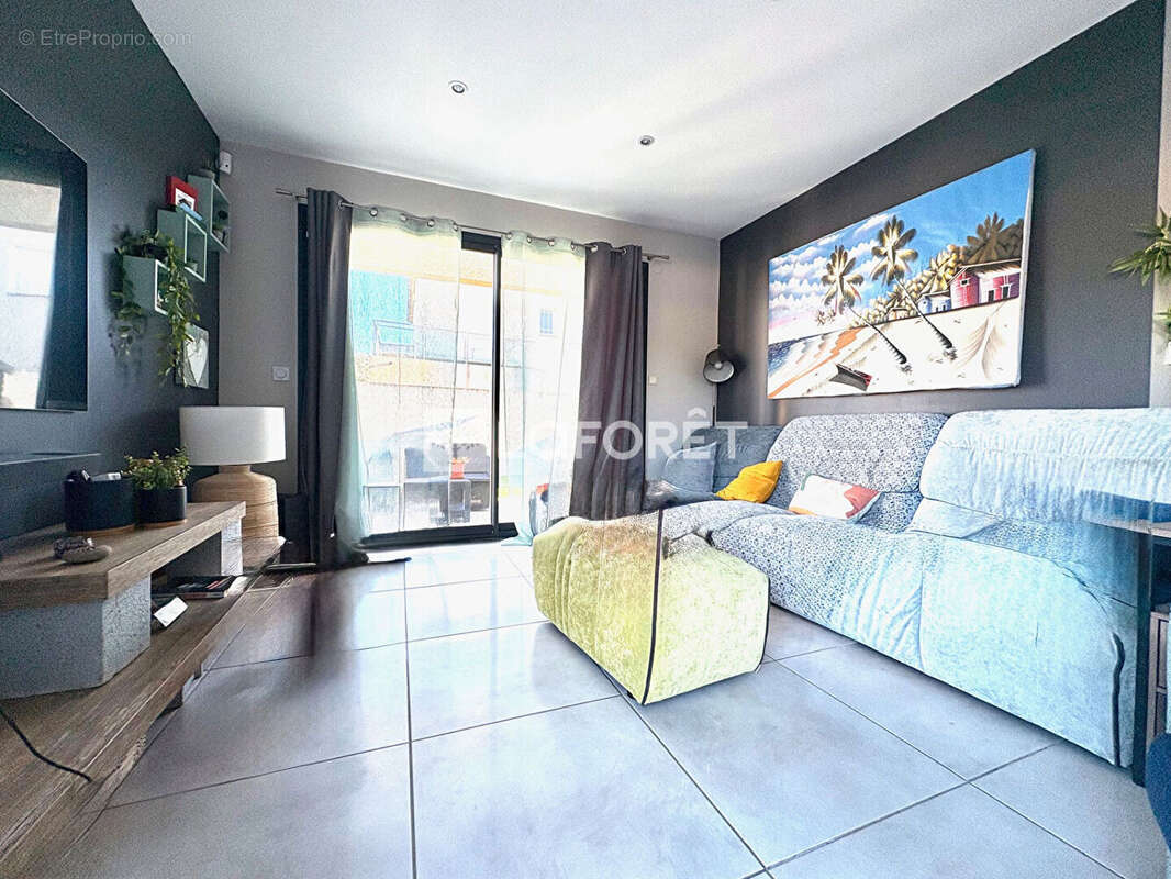 Maison à LATOUR-BAS-ELNE