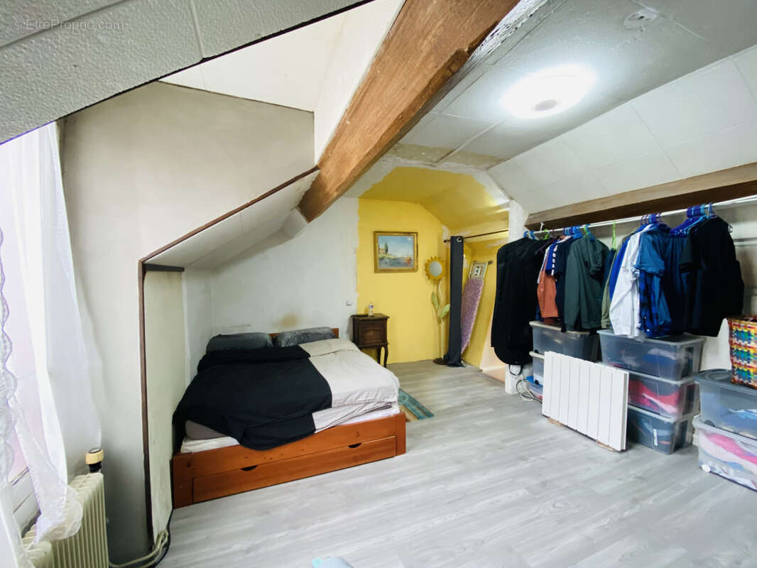 Maison à MONTEREAU-FAULT-YONNE