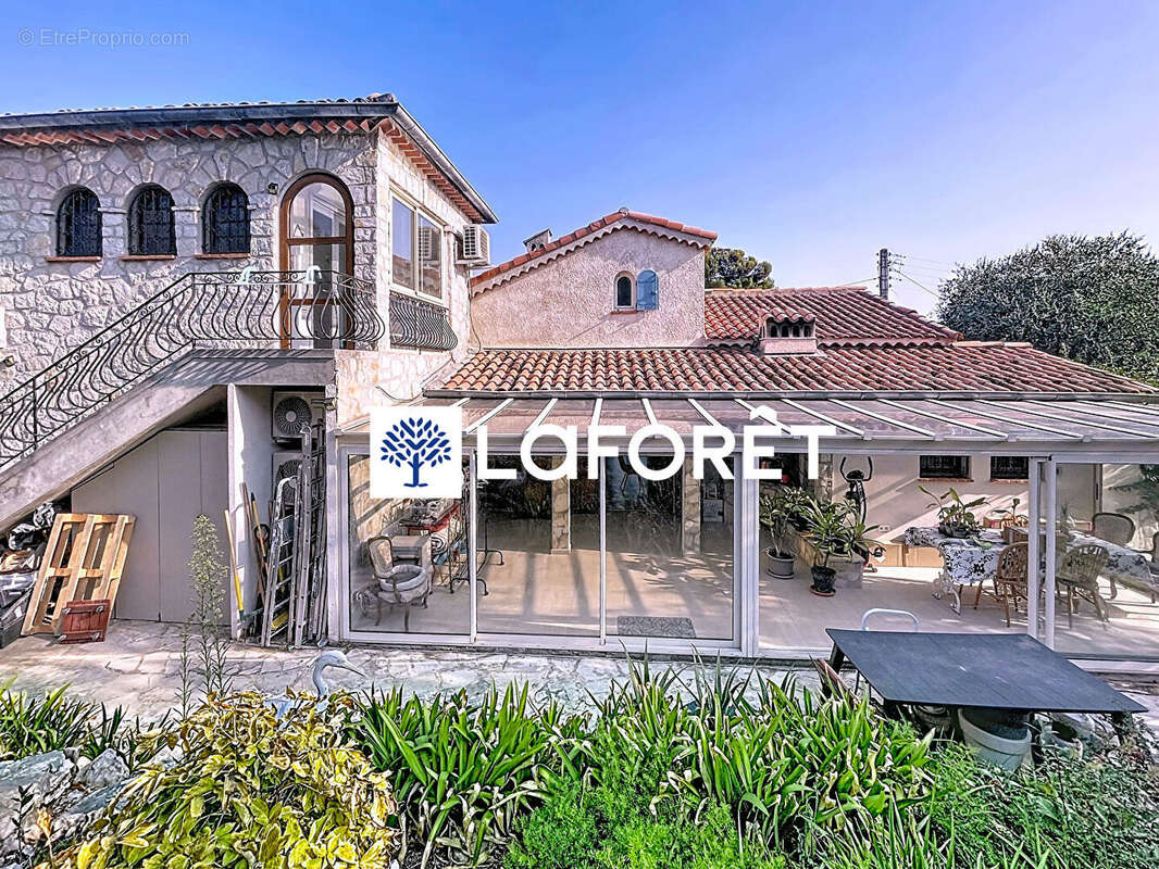 Maison à CAGNES-SUR-MER