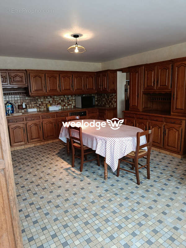 Maison à LA PEROUILLE
