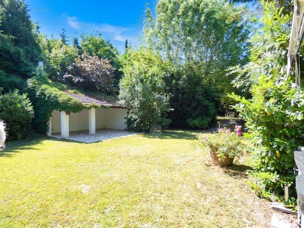 Maison de 8 pièces de 235 m² à Brunstatt-Didenheim - photo 22