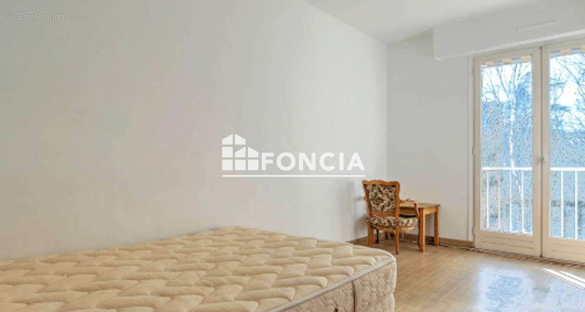 Appartement à VERSAILLES