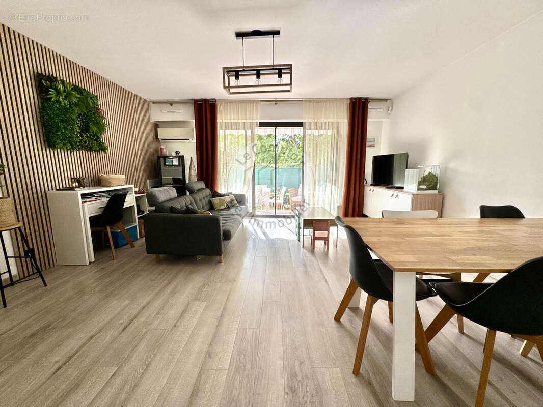 Appartement à MARSEILLE-9E