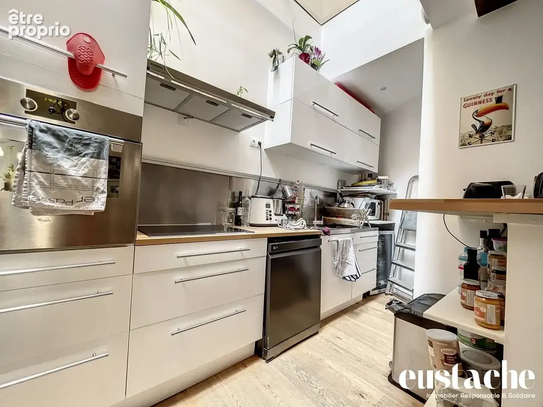 Appartement 3 pièces 69 m² à vendre à Paris-10e (75010) - photo 4