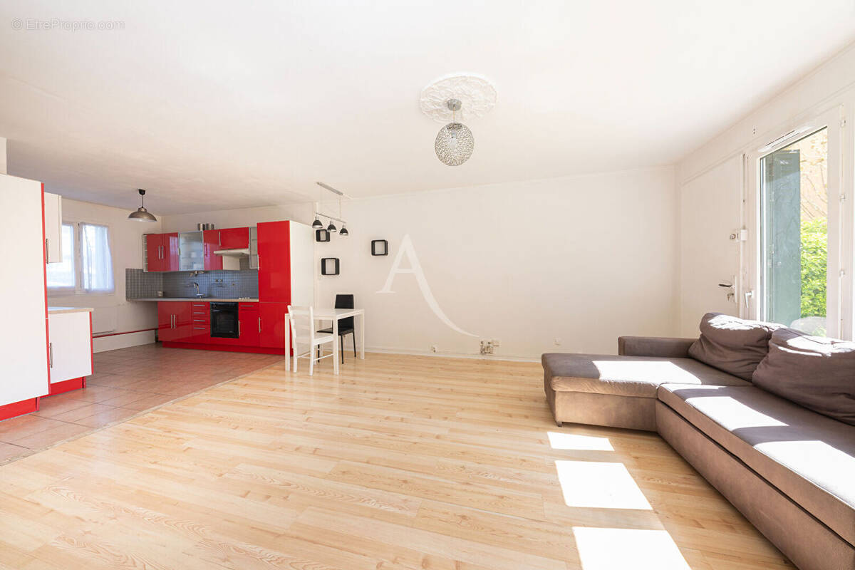 Appartement à BAGNOLET