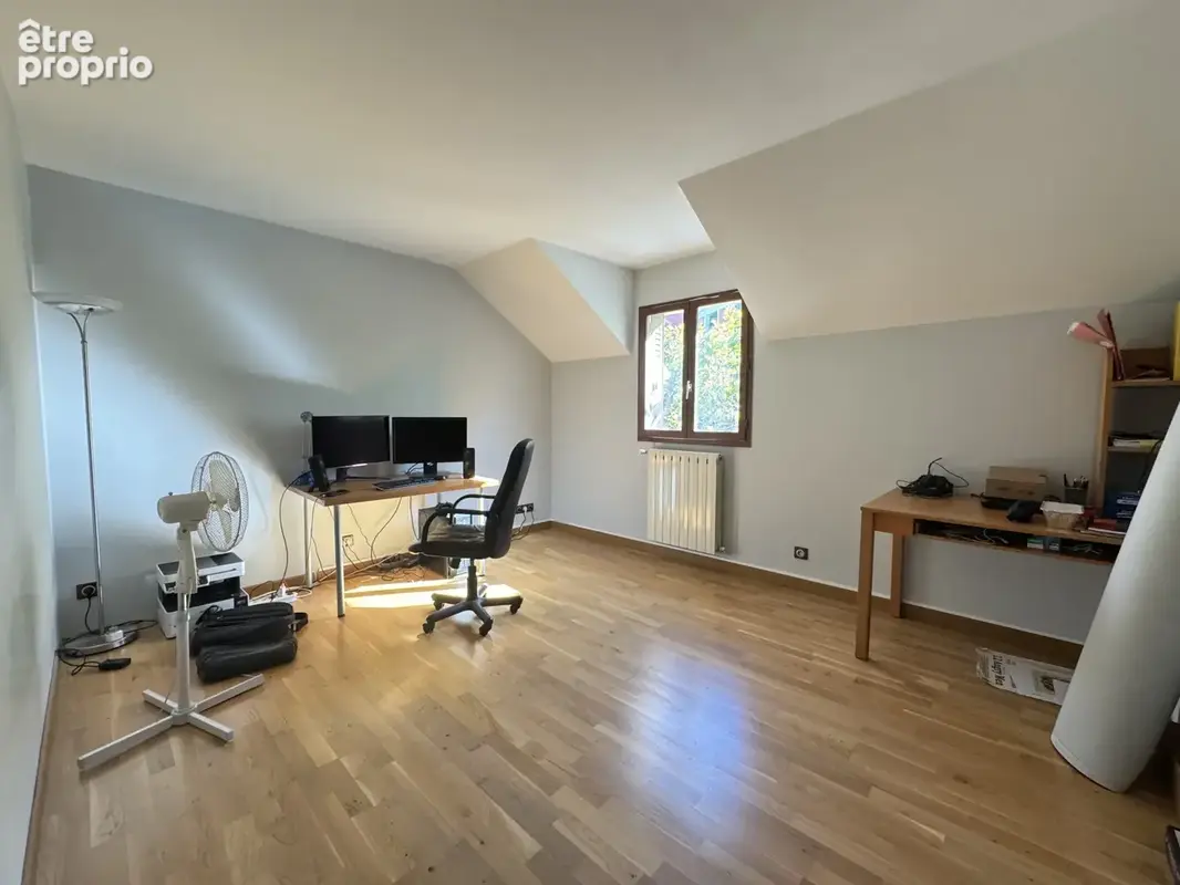 St Maur pavillon 7p 134m2 terrain 271m2 - photo 12