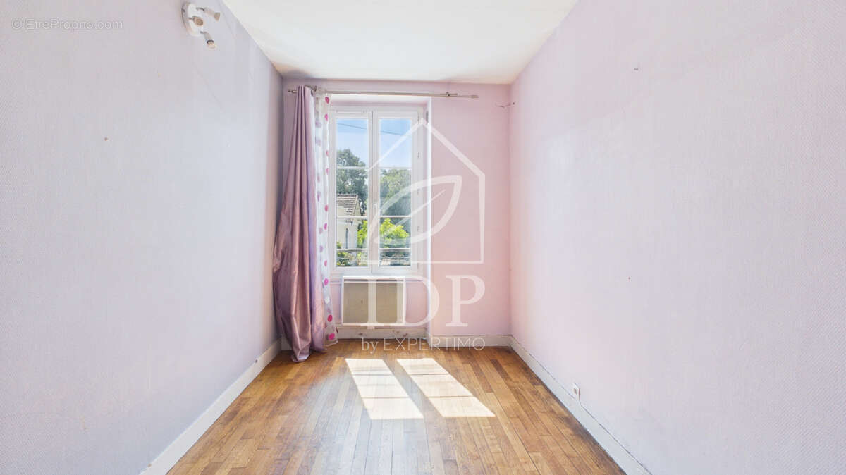 À vendre   Charmant appartement 3 pièces en immeuble meulière   123 500 € FAI - photo 8
